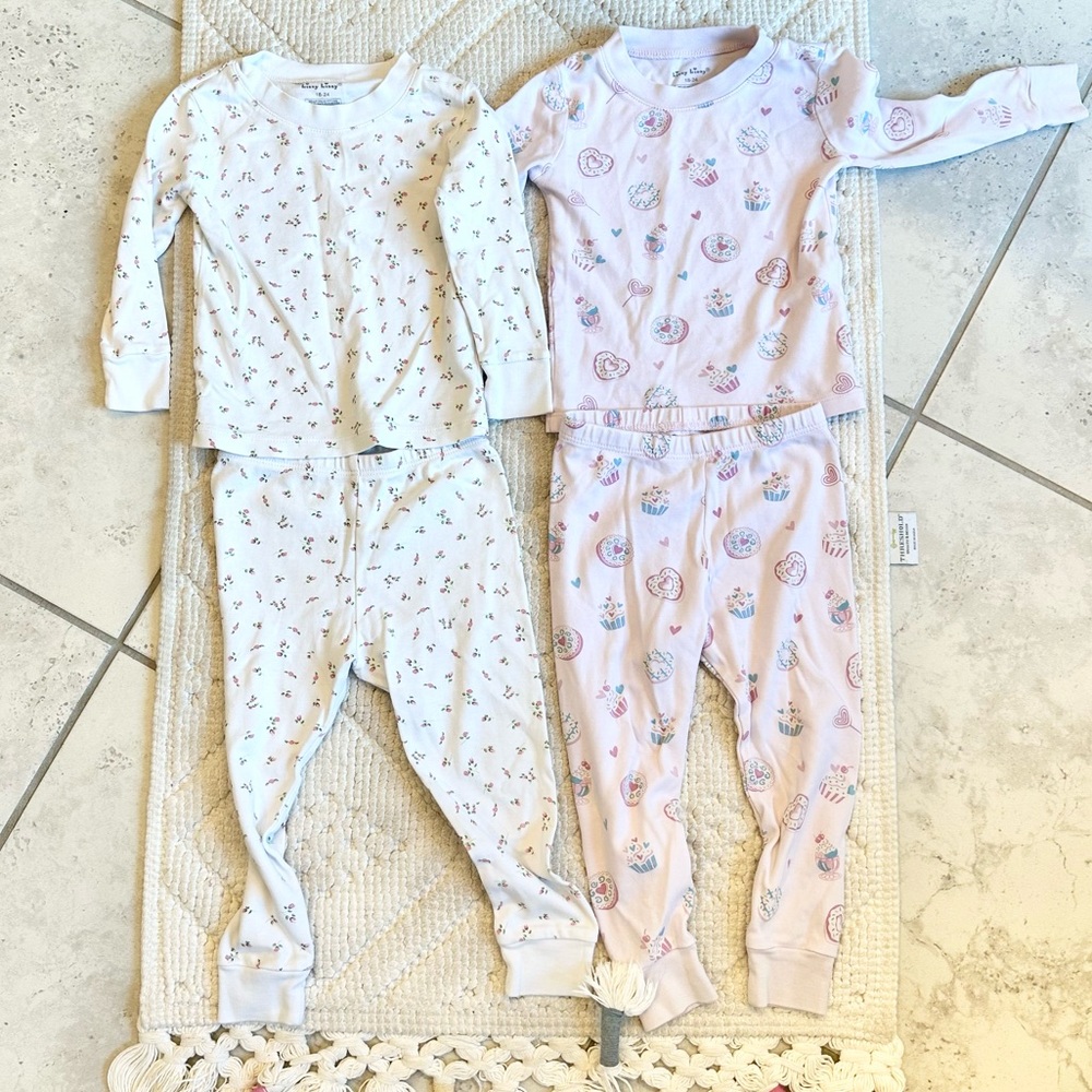 Kissy Kissy 18-24mo girls PJs set of 2